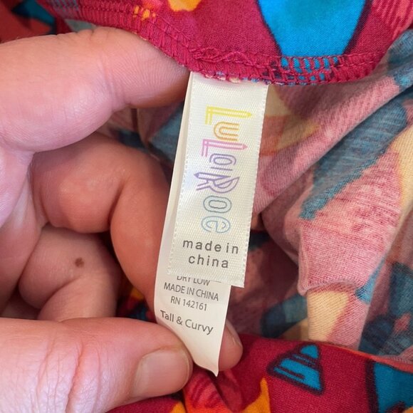 TC NWOT LuLaRoe Leggings B03 5136 - Picture 3 of 3